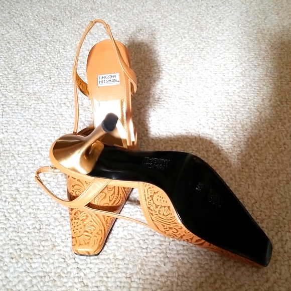 Timothy HitsmanCamelGold Pattern,OpenBack, Pump/heel.New in box. 3" heel… - Picture 6 of 8